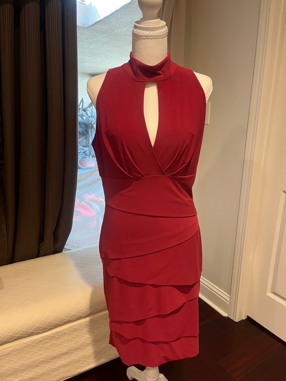 White House Black Market Sleeveless Red Keyhole Midi Dress